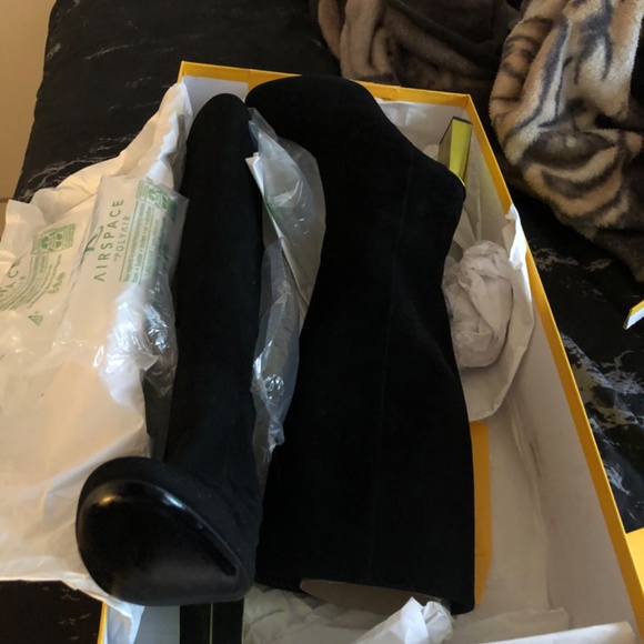 Bottes neuf Fendi - Picture 5 of 5